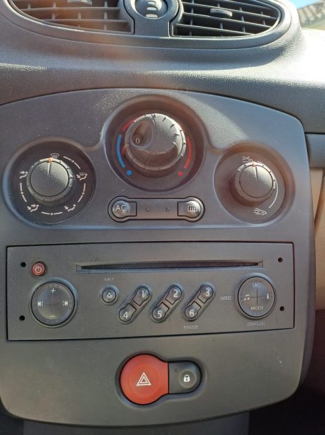 RENAULT CLIO III CONFORT DYNAMIQUE 1.5DCI 85 2006