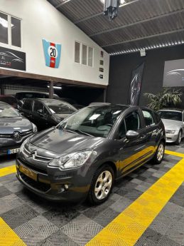 MAGNIFIQUE CITROËN C3 110 CH EXCLUSIVE (1ERE MAIN, SUIVI D’ENTRETIEN, CAMÉRA DE RECUL)