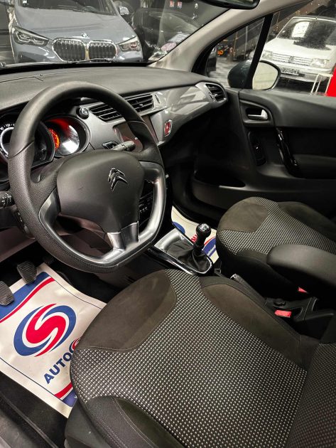 MAGNIFIQUE CITROËN C3 110 CH EXCLUSIVE (1ERE MAIN, SUIVI D’ENTRETIEN, CAMÉRA DE RECUL)
