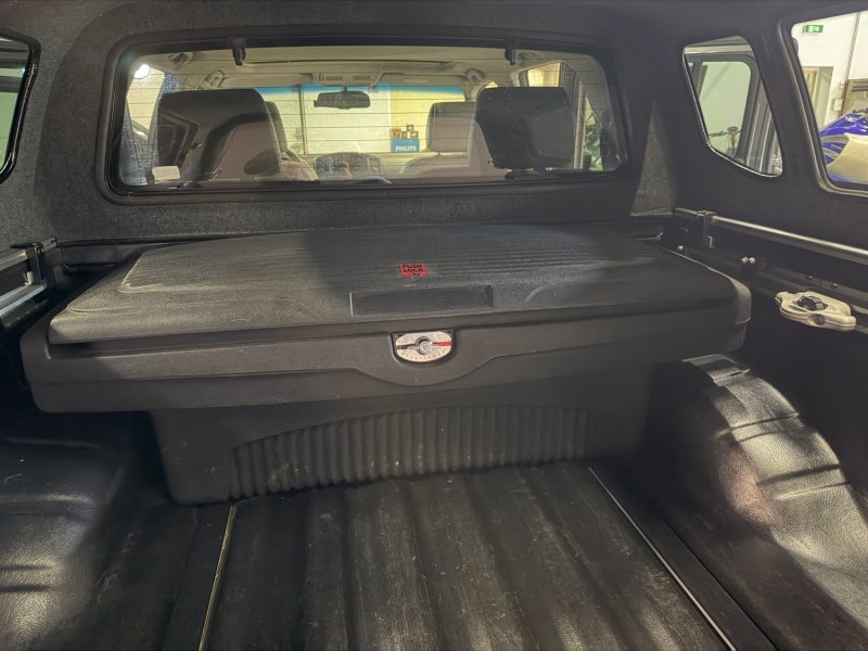 NISSAN NAVARA PICK-UP 3.0 V6 DCI DOUBLE CAB LE 4X4 2011