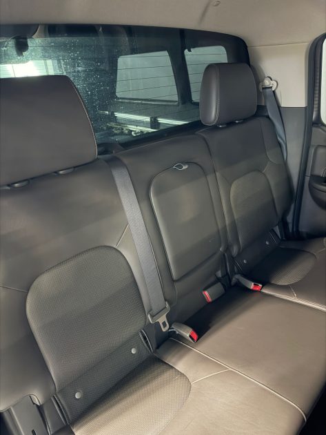 NISSAN NAVARA PICK-UP 3.0 V6 DCI DOUBLE CAB LE 4X4 2011