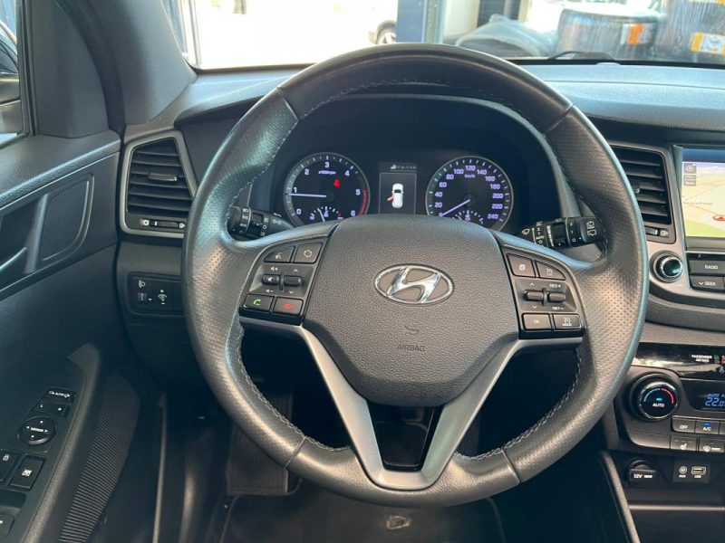 🚗 HYUNDAI TUCSON II 1.7 CRDI 115ch ⚙️☀️ Toit ouvrant 📷 Caméra ♨️ Sièges chauffants 🛡️ Garantie
