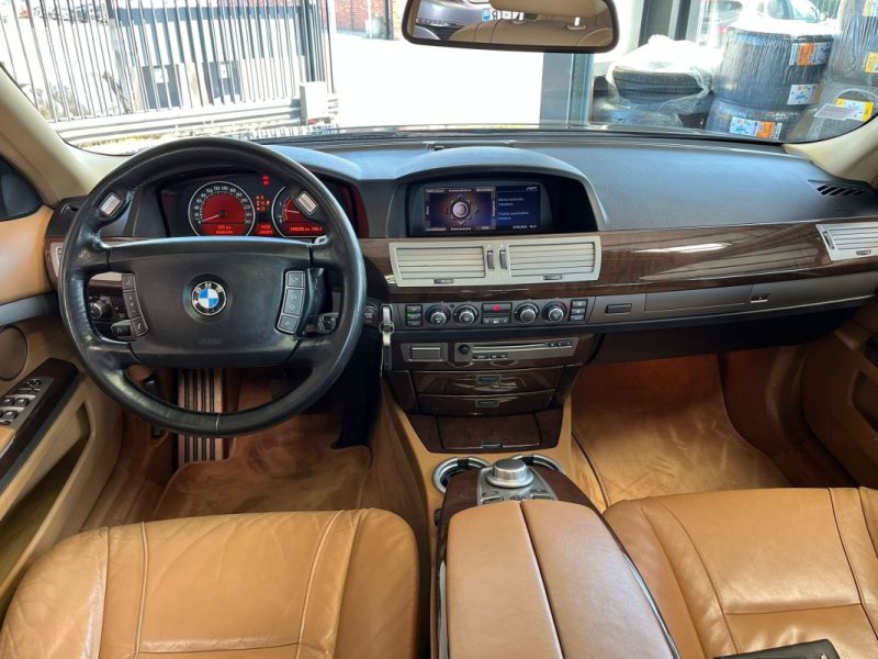 🚗 BMW SÉRIE 7 730d 231ch ⚙️ ♨️ Sièges chauffants 🪑 Cuir 🧭 GPS ❄️ Climatisation