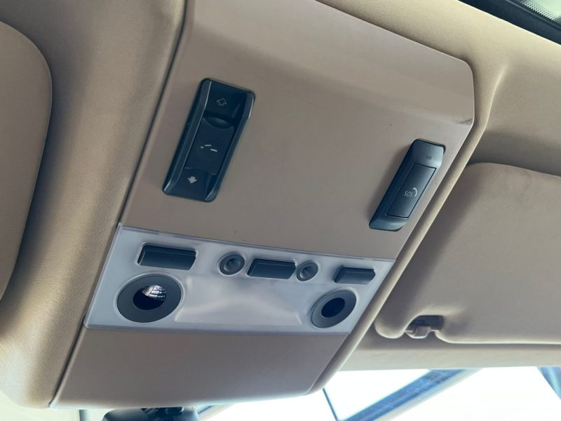 🚗 BMW SÉRIE 7 730d 231ch ⚙️ ♨️ Sièges chauffants 🪑 Cuir 🧭 GPS ❄️ Climatisation