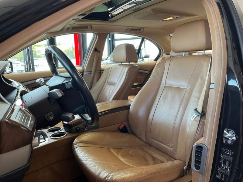 🚗 BMW SÉRIE 7 730d 231ch ⚙️ ♨️ Sièges chauffants 🪑 Cuir 🧭 GPS ❄️ Climatisation