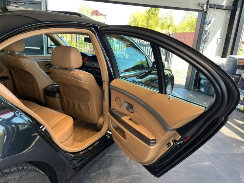 🚗 BMW SÉRIE 7 730d 231ch ⚙️ ♨️ Sièges chauffants 🪑 Cuir 🧭 GPS ❄️ Climatisation