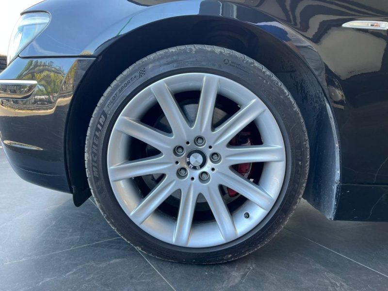 🚗 BMW SÉRIE 7 730d 231ch ⚙️ ♨️ Sièges chauffants 🪑 Cuir 🧭 GPS ❄️ Climatisation