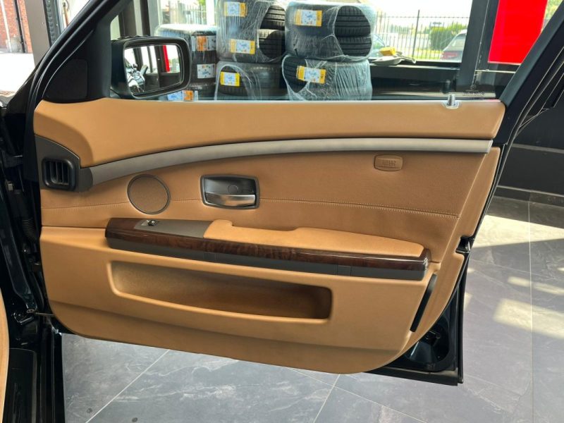 🚗 BMW SÉRIE 7 730d 231ch ⚙️ ♨️ Sièges chauffants 🪑 Cuir 🧭 GPS ❄️ Climatisation