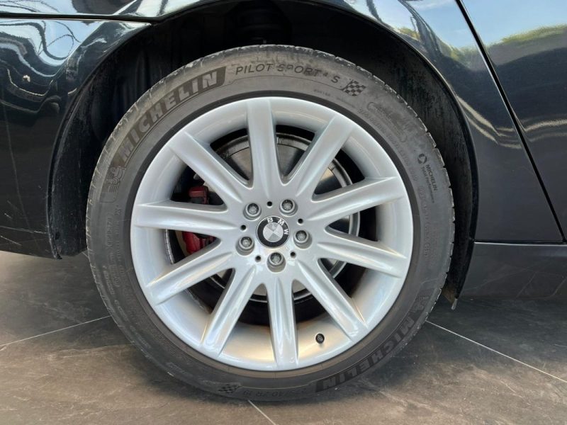 🚗 BMW SÉRIE 7 730d 231ch ⚙️ ♨️ Sièges chauffants 🪑 Cuir 🧭 GPS ❄️ Climatisation
