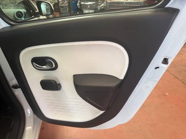 RENAULT TWINGO 3 1.0 SCE 65CH VIBES E6D-FULL 2021