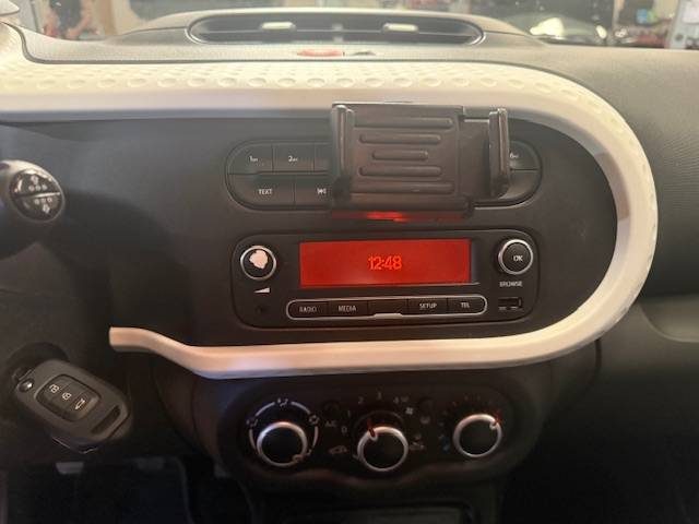 RENAULT TWINGO 3 1.0 SCE 65CH VIBES E6D-FULL 2021