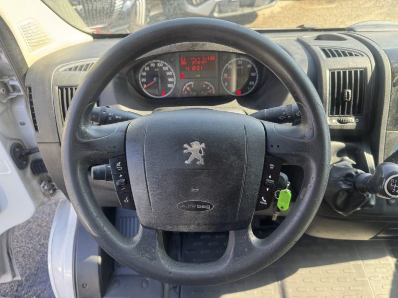 PEUGEOT BOXER CAMION PLATE FORMECHÂSSIS 2.2 HDI 110 2012