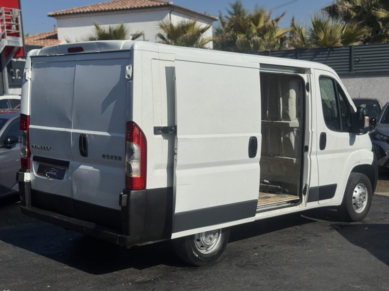 PEUGEOT BOXER CAMION PLATE FORMECHÂSSIS 2.2 HDI 110 2012