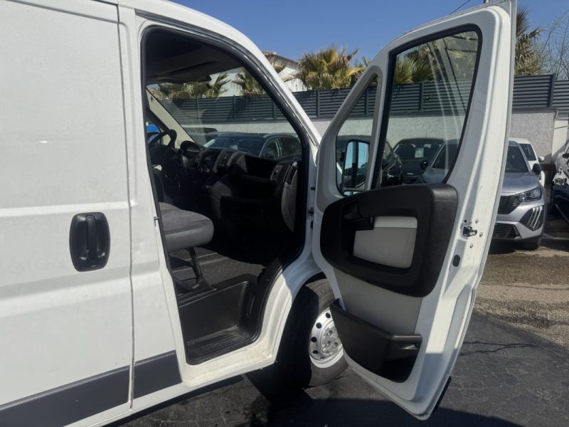 PEUGEOT BOXER CAMION PLATE FORMECHÂSSIS 2.2 HDI 110 2012