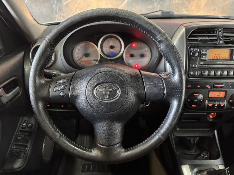 TOYOTA RAV4 II 2.0 D 4D 4WD 4X4 2005
