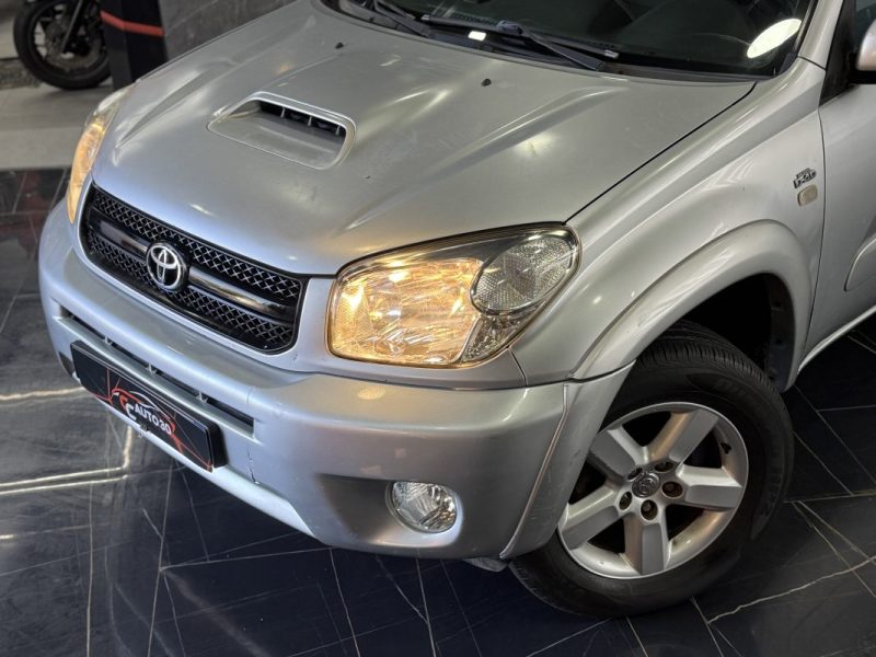 TOYOTA RAV4 II 2.0 D 4D 4WD 4X4 2005