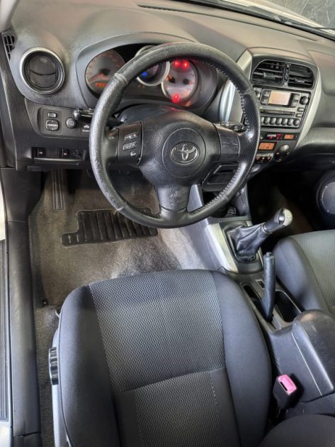 TOYOTA RAV4 II 2.0 D 4D 4WD 4X4 2005