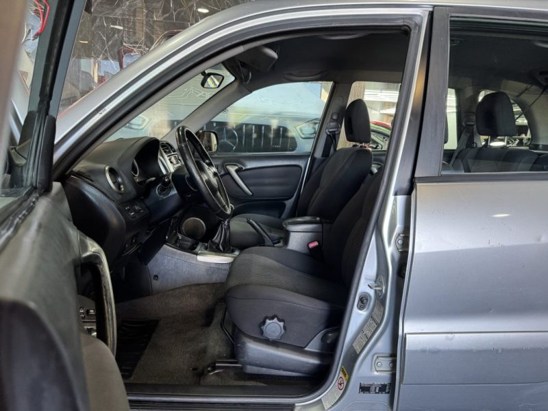 TOYOTA RAV4 II 2.0 D 4D 4WD 4X4 2005