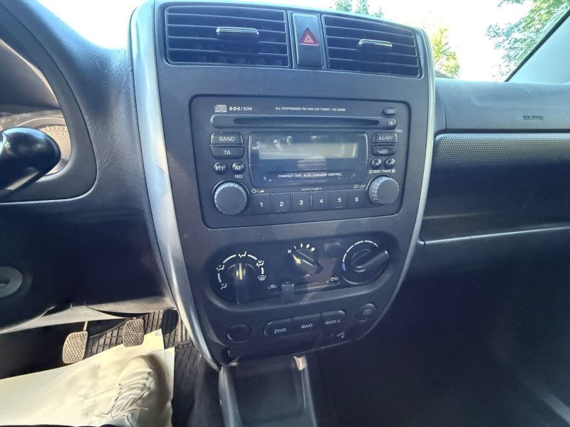 SUZUKI JIMNY 1.3 VVT 85 