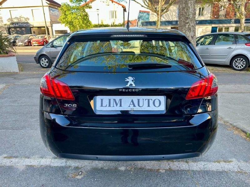 PEUGEOT 308 1.5 BlueHDI 130 ACTIVE EAT8 *1ère MAIN* 