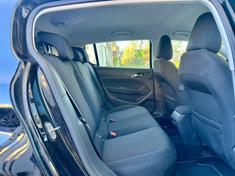 PEUGEOT 308 1.5 BlueHDI 130 ACTIVE EAT8 *1ère MAIN* 