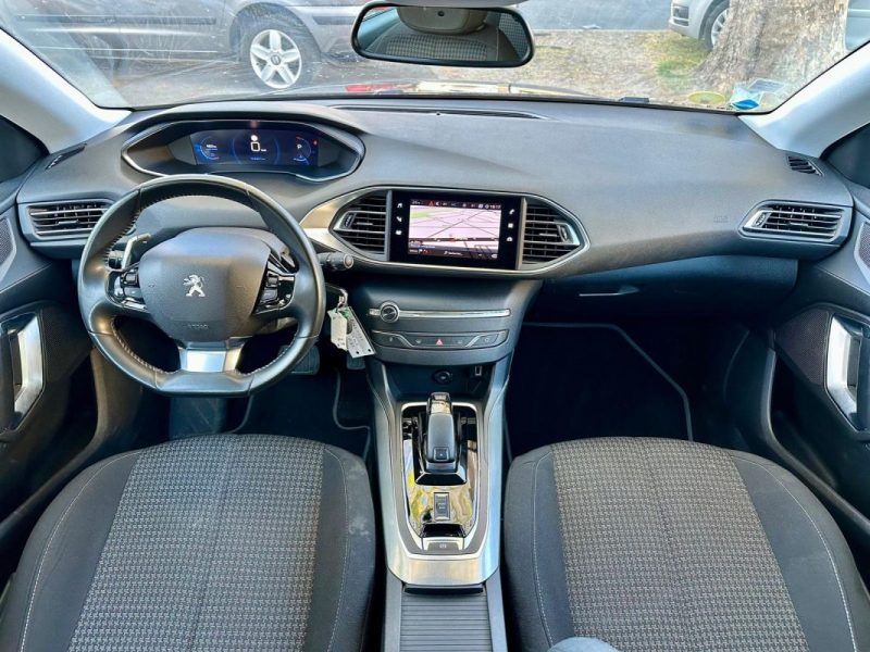 PEUGEOT 308 1.5 BlueHDI 130 ACTIVE EAT8 *1ère MAIN* 