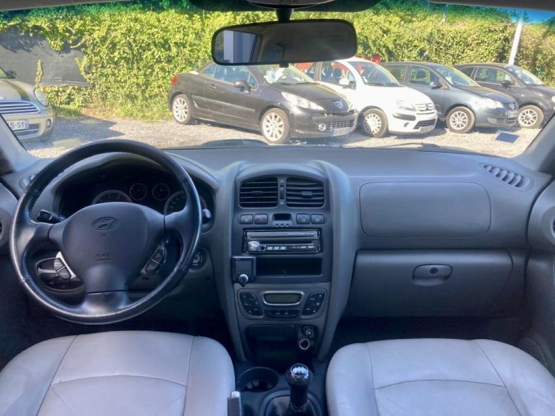 HYUNDAI SANTA FÉ 2.0L 16V CRDi 125cv VGT 4x4_Cuir / Révisée&Garantie