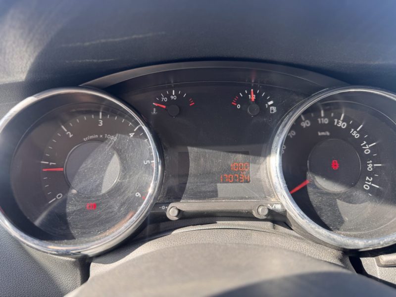 PEUGEOT 3008 1.6 HDI 110ch 1ère main