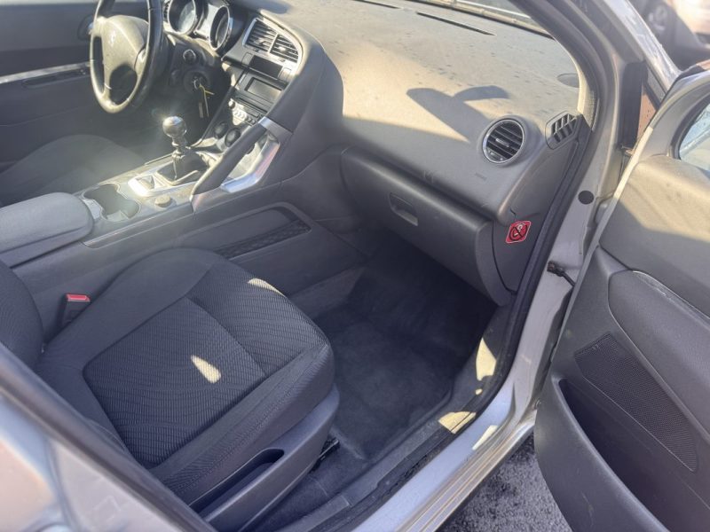 PEUGEOT 3008 1.6 HDI 110ch 1ère main