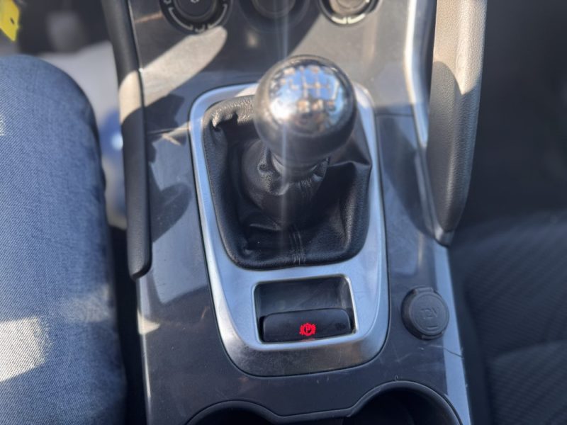 PEUGEOT 3008 1.6 HDI 110ch 1ère main