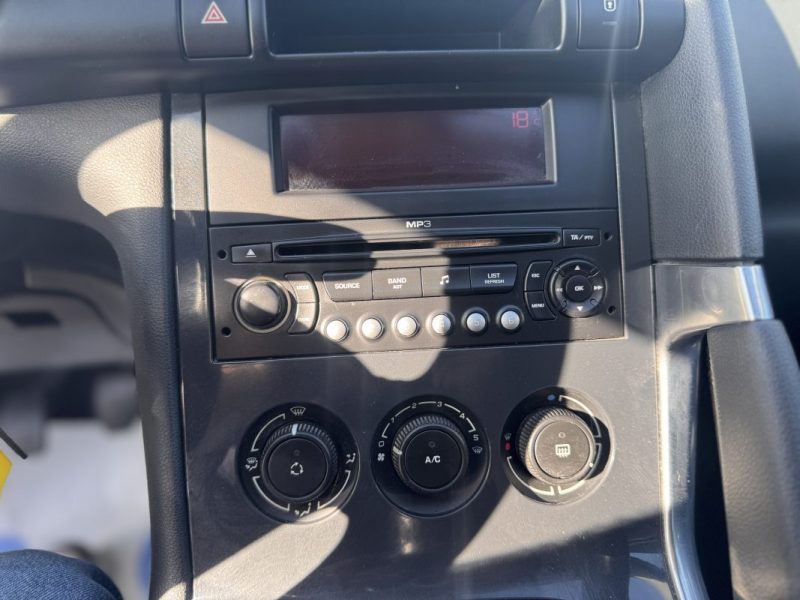 PEUGEOT 3008 1.6 HDI 110ch 1ère main