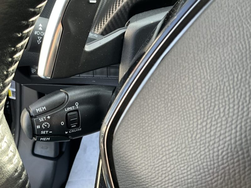 PEUGEOT 2008  1.5 BLUEHDI 130 CV ALLURE EAT8
