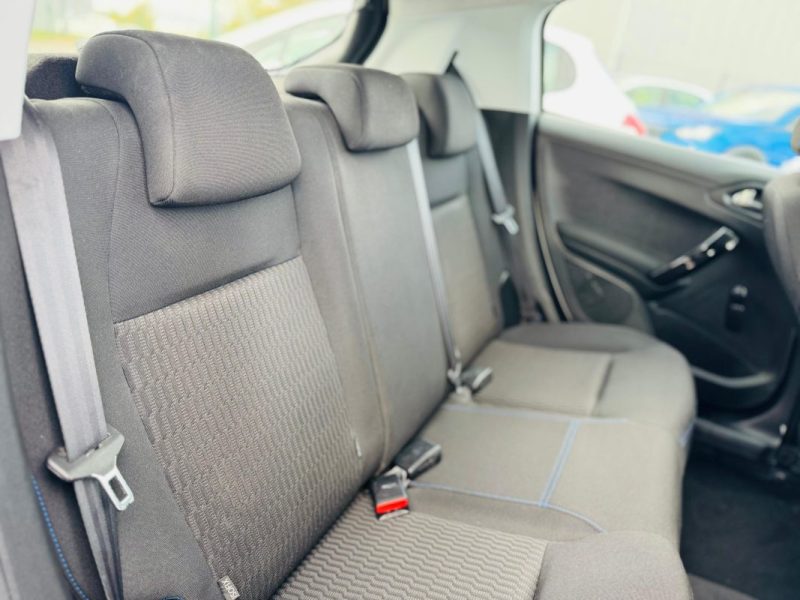 PEUGEOT 208 ACTIVE BUSINESS 100ch 1.5 HDI