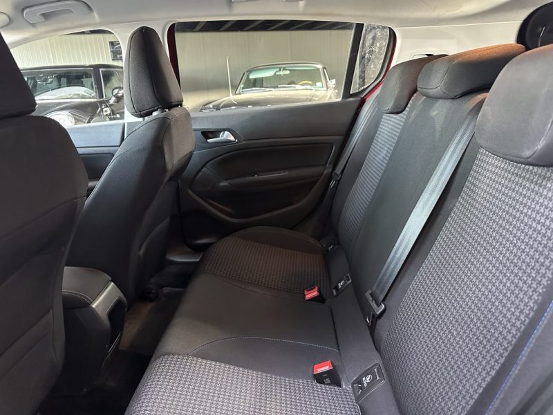  PEUGEOT 308 1.5 BLUEHDI 130cv STYLE