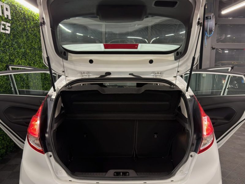 FORD FIESTA 5 V PHASE 2 II 1.25 60 Cv 5 PORTES - GARANTIE 1 AN