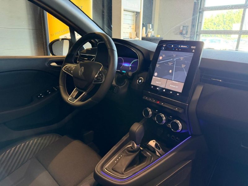 RENAULT CLIO E-TECH 145 ESPRIT ALPINE BOSE / PACK HIVER 