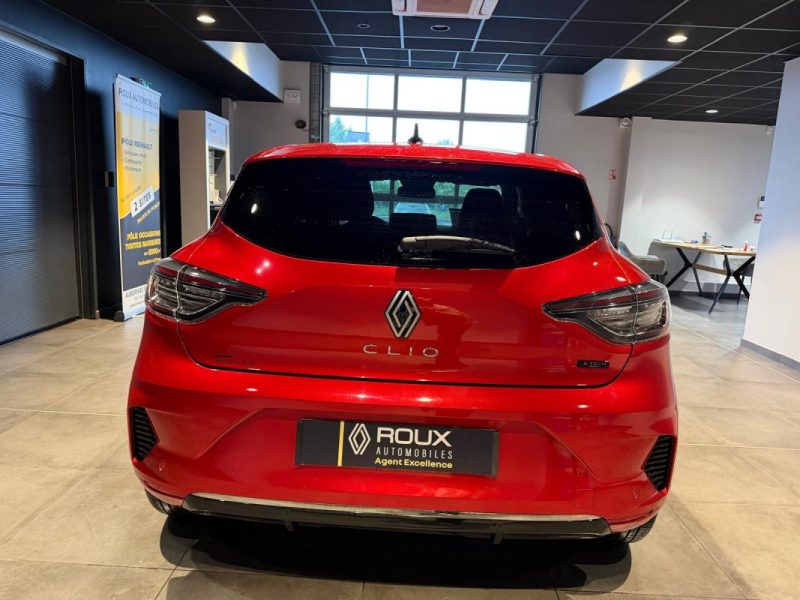 RENAULT CLIO 1.6 E-TECH 145 TECHNO GRAND ECRAN / PACK NAVIGATION  2024
