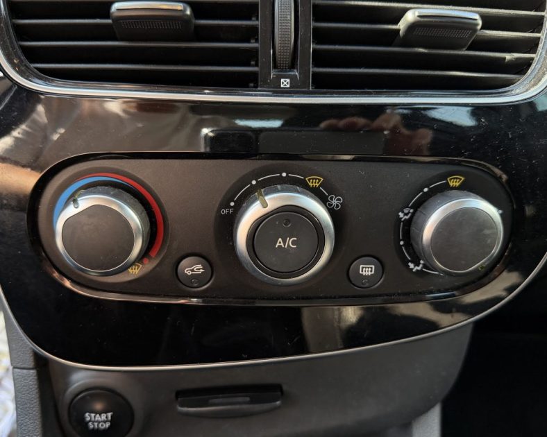 Renault Clio IV 1.5 dCi 75ch Energy Zen - 5 Places – Apple Car Play - Diesel - 2019 – 96 000 km