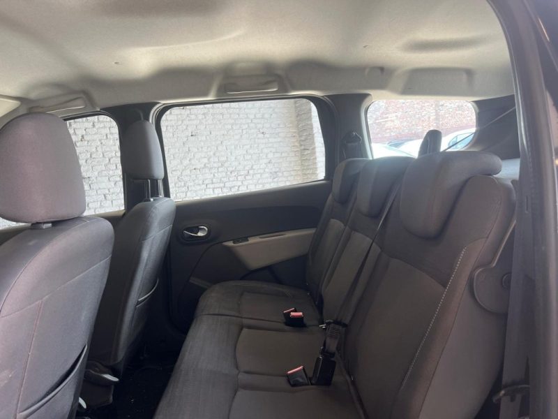 DACIA LODGY 1.2 TCE 115CH LAURÉATE 5 PLACES 