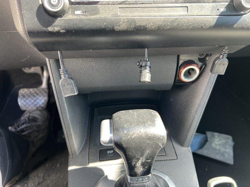 Jolie VOLKSWAGEN TOURAN 2.0 TDI 140 Boîte automatique DSG SPORT 2006