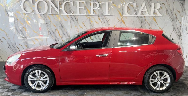 ALFA ROMEO GIULIETTA 1.4 TURBO SUPER 2011 - 79 176Kms - Premier Main - Suivit ALFA ROMEO