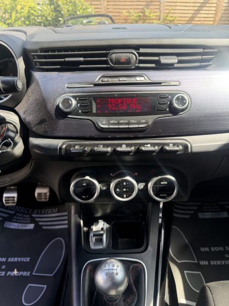 ALFA ROMEO GIULIETTA 1.4 TURBO SUPER 2011 - 79 176Kms - Premier Main - Suivit ALFA ROMEO