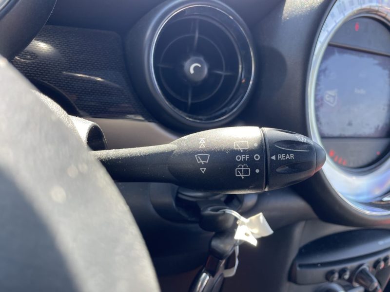 MINI CLUBMAN COOPER SD 143CH 2013