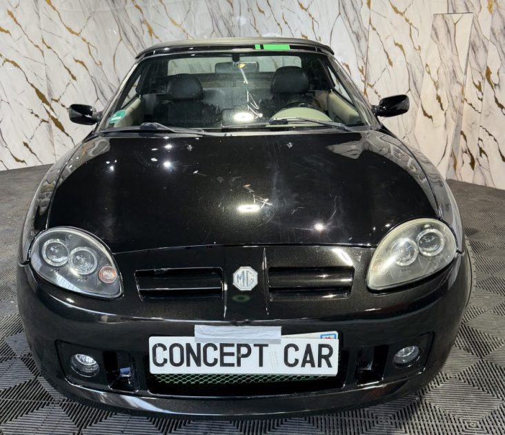 MG ROVER  2002 - 74 108Kms - Premier Main - Parfait Etat - DIstrib ok - SUIVIT MG
