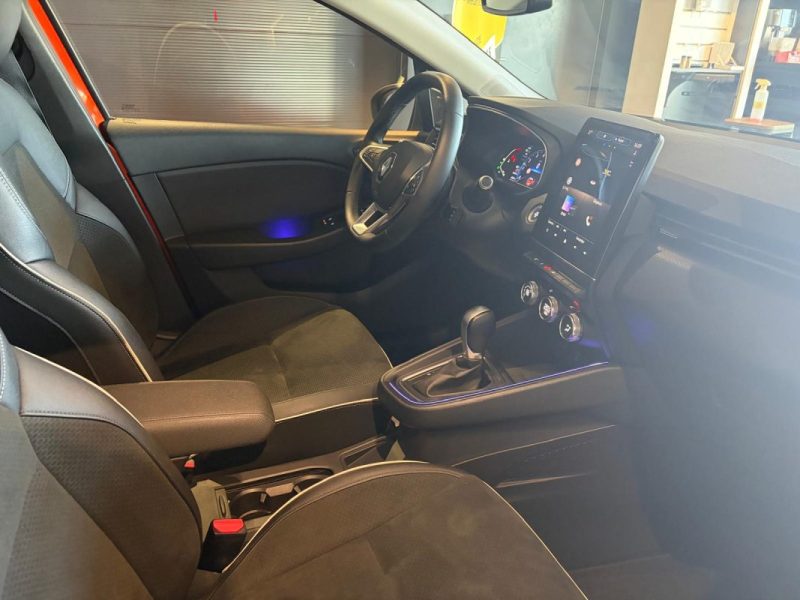 RENAULT CLIO V 1.3 TCE 130 INTENS EDC / ECRAN 9.3P / PACK CITY /  ANGLES MORT 