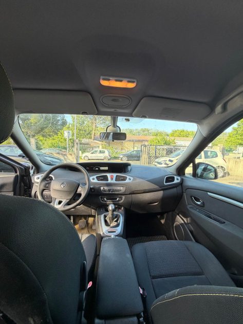 RENAULT SCENIC 1.5 DCI 110