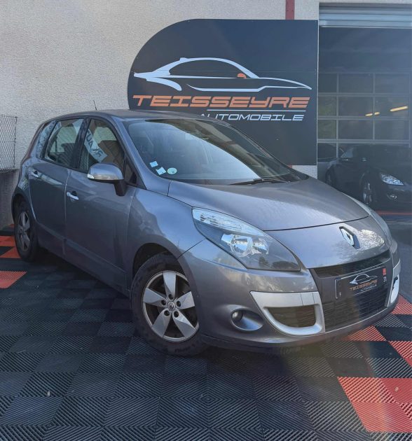 RENAULT SCENIC 1.5 DCI 110