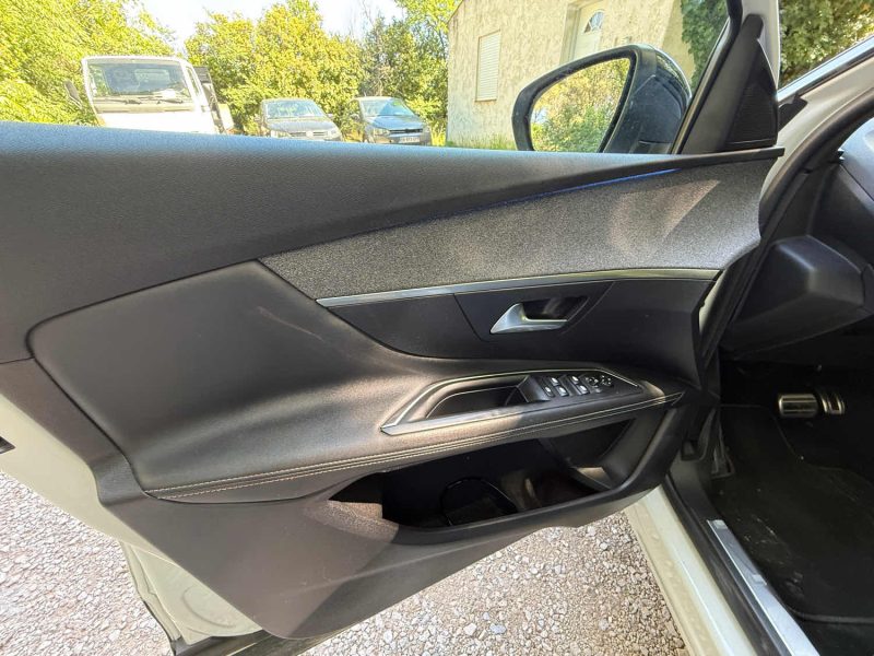 PEUGEOT 3008 II 1.6 PURETECH 180 GT LINE S&S EAT8 2019
