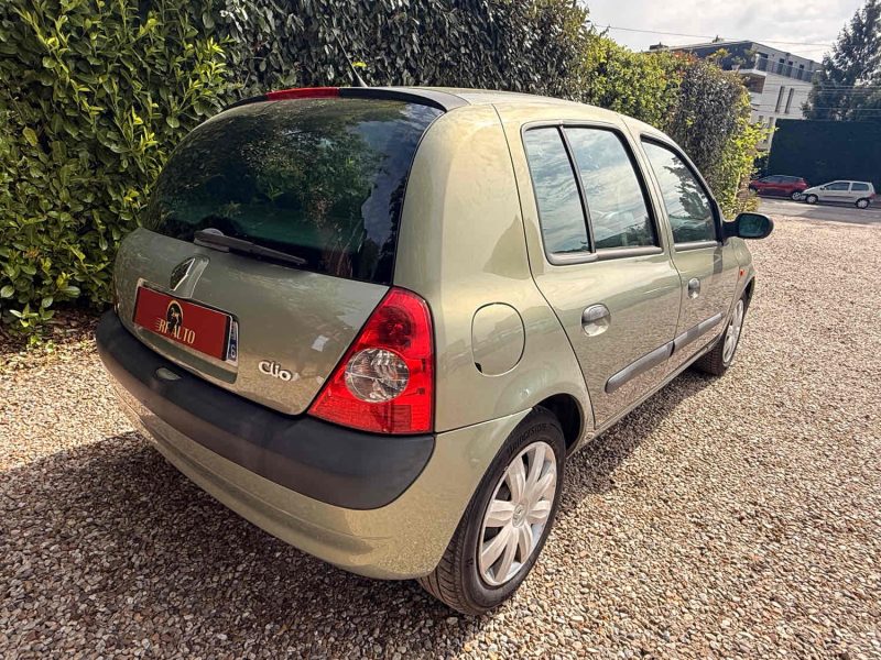 RENAULT CLIO RXE 1.4 16V BVA 2001