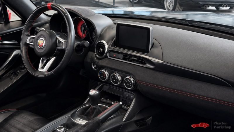 Abarth 124 Spider 1.4 Turbo 170ch | Suivi Abarth |  Numérotée | Configuration toutes options